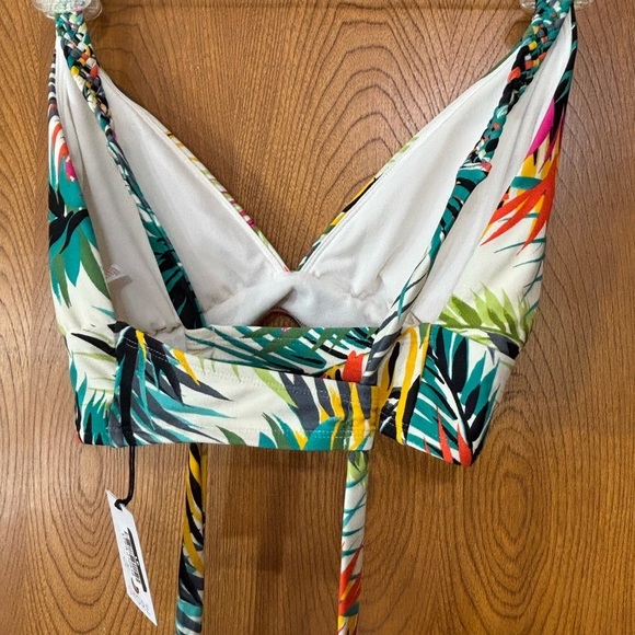Tropical Print Bikini Top - Picture 2 of 6